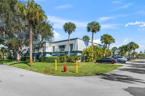 950 S Kanner Highway Stuart FL 34994