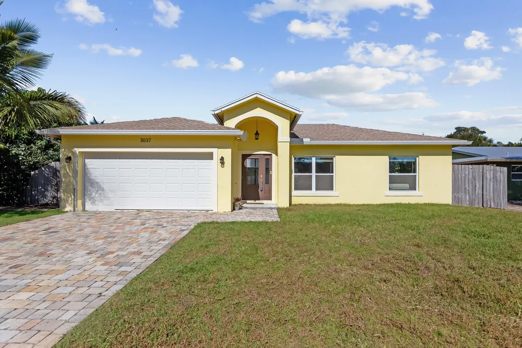 3037 Se Iris Street Stuart FL 34997