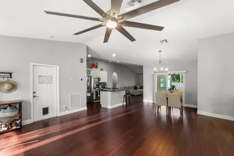 3037 Se Iris Street Stuart FL 34997