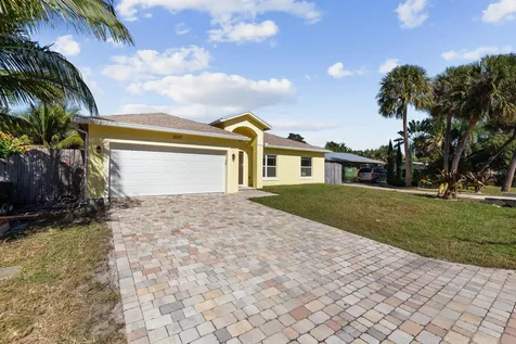 3037 Se Iris Street Stuart FL 34997