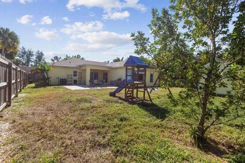 3037 Se Iris Street Stuart FL 34997