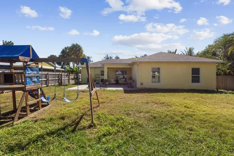 3037 Se Iris Street Stuart FL 34997