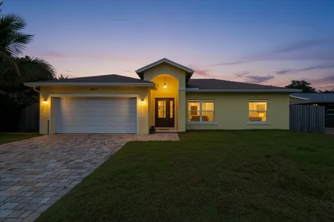 3037 Se Iris Street Stuart FL 34997