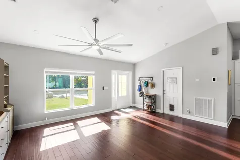 3037 Se Iris Street Stuart FL 34997