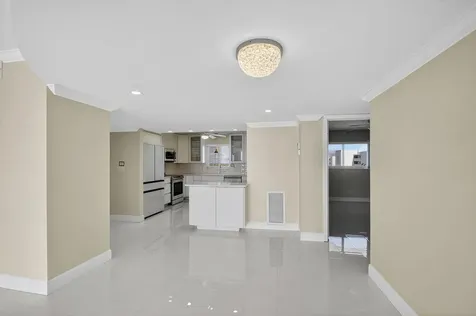 301 Lake Shore Drive Lake Park FL 33403