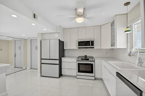 301 Lake Shore Drive Lake Park FL 33403