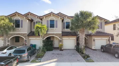 5438 Nw 27th Street Margate FL 33063