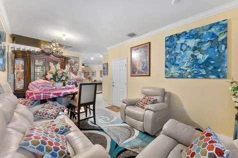 5438 Nw 27th Street Margate FL 33063