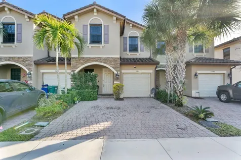 5438 Nw 27th Street Margate FL 33063