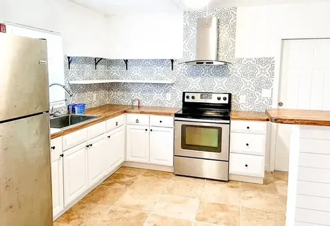 421 N Ocean Breeze Lake Worth Beach FL 33460