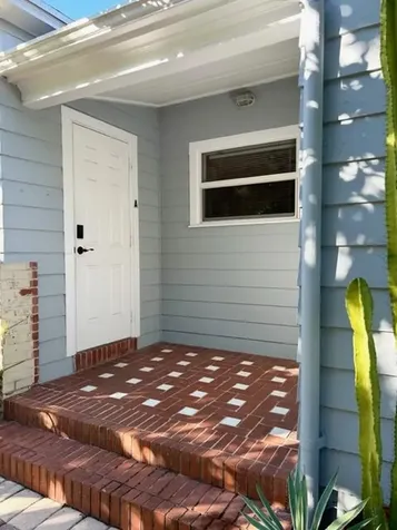 421 N Ocean Breeze Lake Worth Beach FL 33460