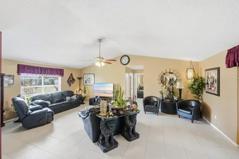 331 Sw Majestic Terrace Port Saint Lucie FL 34984