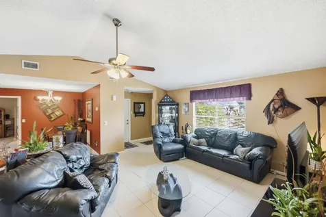 331 Sw Majestic Terrace Port Saint Lucie FL 34984