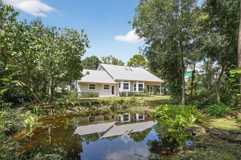 556 Se Meadow Wood Way Stuart FL 34997
