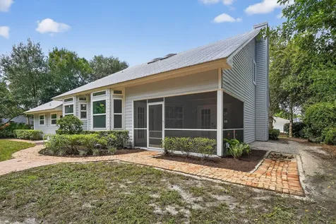 556 Se Meadow Wood Way Stuart FL 34997