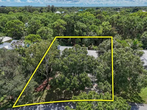 556 Se Meadow Wood Way Stuart FL 34997