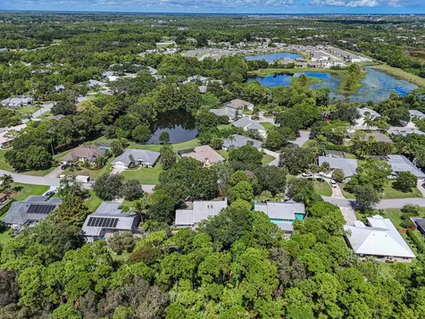 556 Se Meadow Wood Way Stuart FL 34997