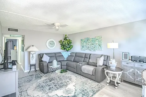 15 Dorset A Boca Raton FL 33434