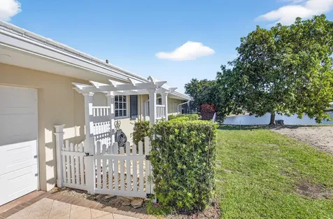 11740 N Lake Drive Boynton Beach FL 33436