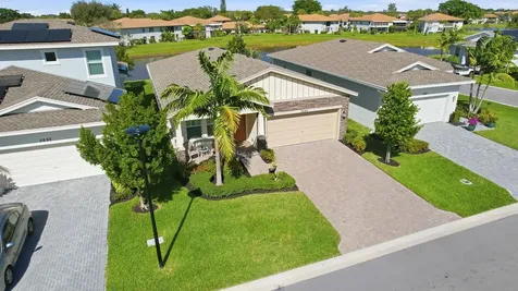5689 Graceful Way Delray Beach FL 33484