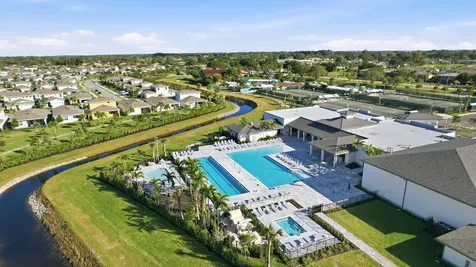 5689 Graceful Way Delray Beach FL 33484