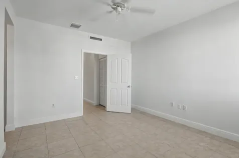 350 NE 3rd Street Delray Beach FL 33444