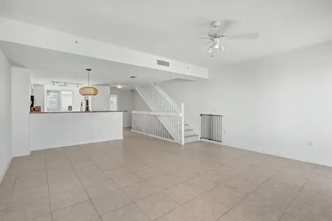 350 NE 3rd Street Delray Beach FL 33444