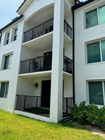 803 Villa Circle Boynton Beach FL 33435