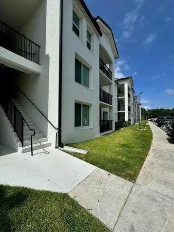 803 Villa Circle Boynton Beach FL 33435