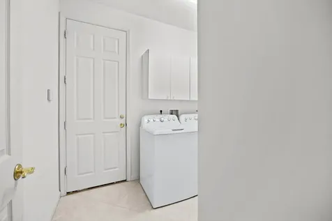 486 Blue Lake Drive Port Saint Lucie FL 34986
