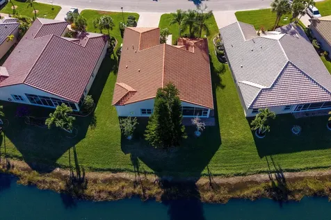 486 Blue Lake Drive Port Saint Lucie FL 34986