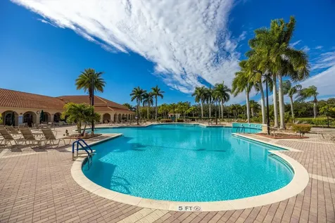 486 Blue Lake Drive Port Saint Lucie FL 34986
