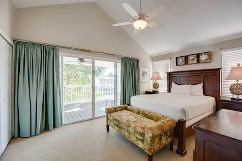 7073 Hawks Cay Boulevard Duck Key FL 33050