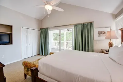 7073 Hawks Cay Boulevard Duck Key FL 33050