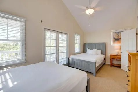 7073 Hawks Cay Boulevard Duck Key FL 33050