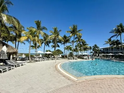 7073 Hawks Cay Boulevard Duck Key FL 33050