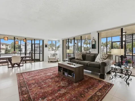 800 Jeffery Street Boca Raton FL 33487