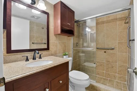 1056 Guildford D Boca Raton FL 33434