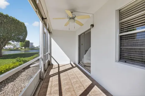1056 Guildford D Boca Raton FL 33434