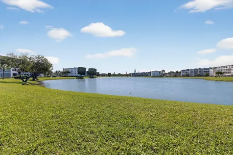 1056 Guildford D Boca Raton FL 33434