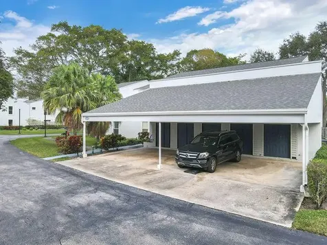 6125 Old Court Road Boca Raton FL 33433
