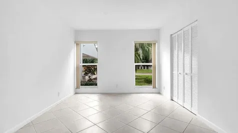 6125 Old Court Road Boca Raton FL 33433