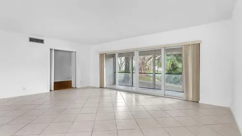 6125 Old Court Road Boca Raton FL 33433