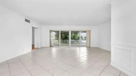 6125 Old Court Road Boca Raton FL 33433