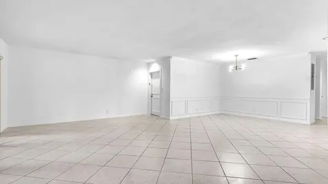 6125 Old Court Road Boca Raton FL 33433