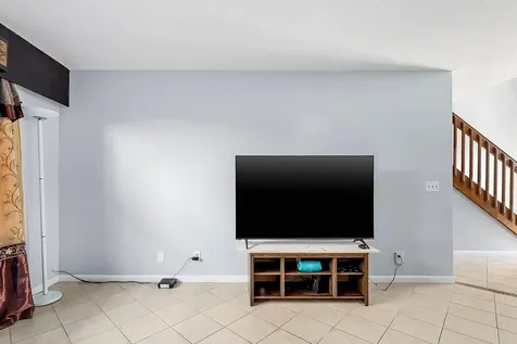 326 W Pine Street Lantana FL 33462