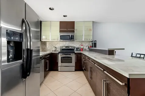 326 W Pine Street Lantana FL 33462