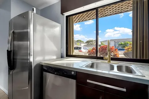 326 W Pine Street Lantana FL 33462