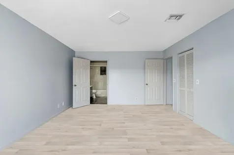 326 W Pine Street Lantana FL 33462