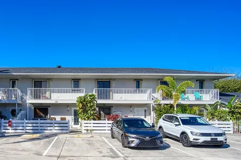 326 W Pine Street Lantana FL 33462